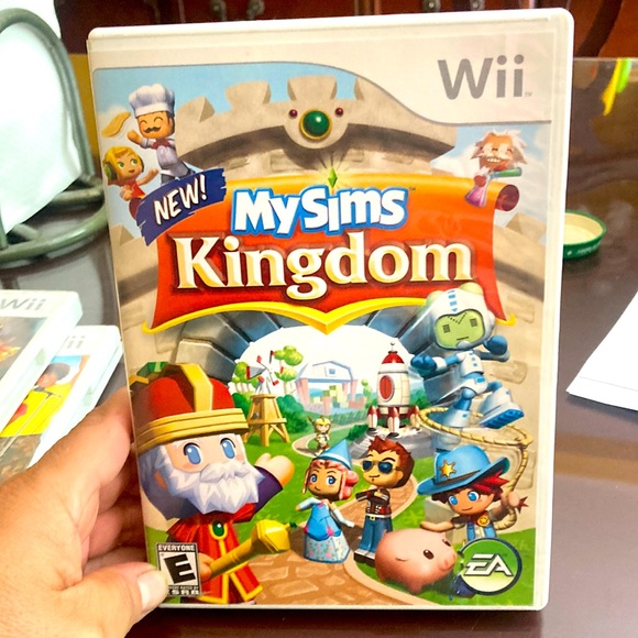Wii My Sims Kingdom  game - Picture 1 of 3